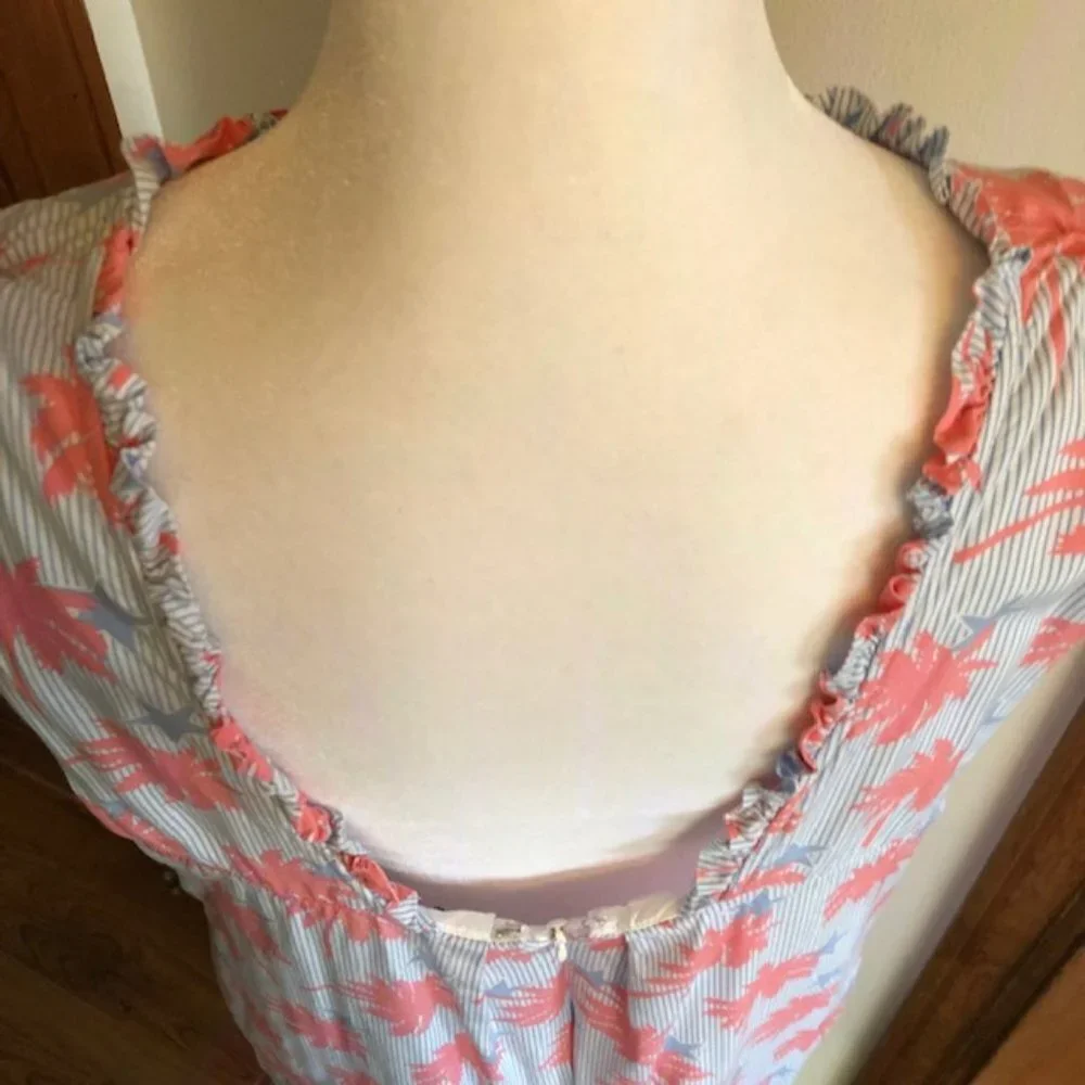 CROWN & IVY White Blue Stripe Palm Tree Star Square Back Shift Dres…